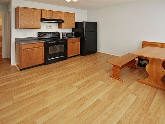 4th image of 15465 Border Dr