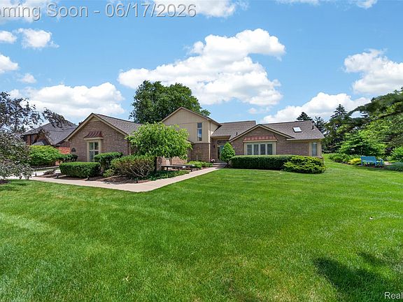 2nd image of 1236 Chaffer Dr