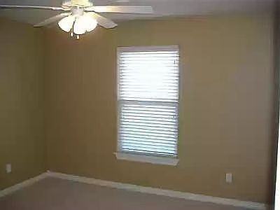 2nd image of 1024 & 1026 Kensington Dr