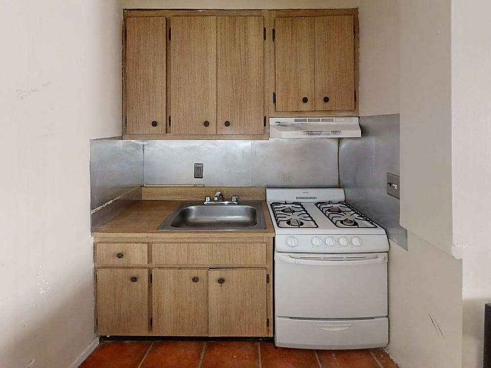 1st image of 30 Fleetwood Avenue #5J