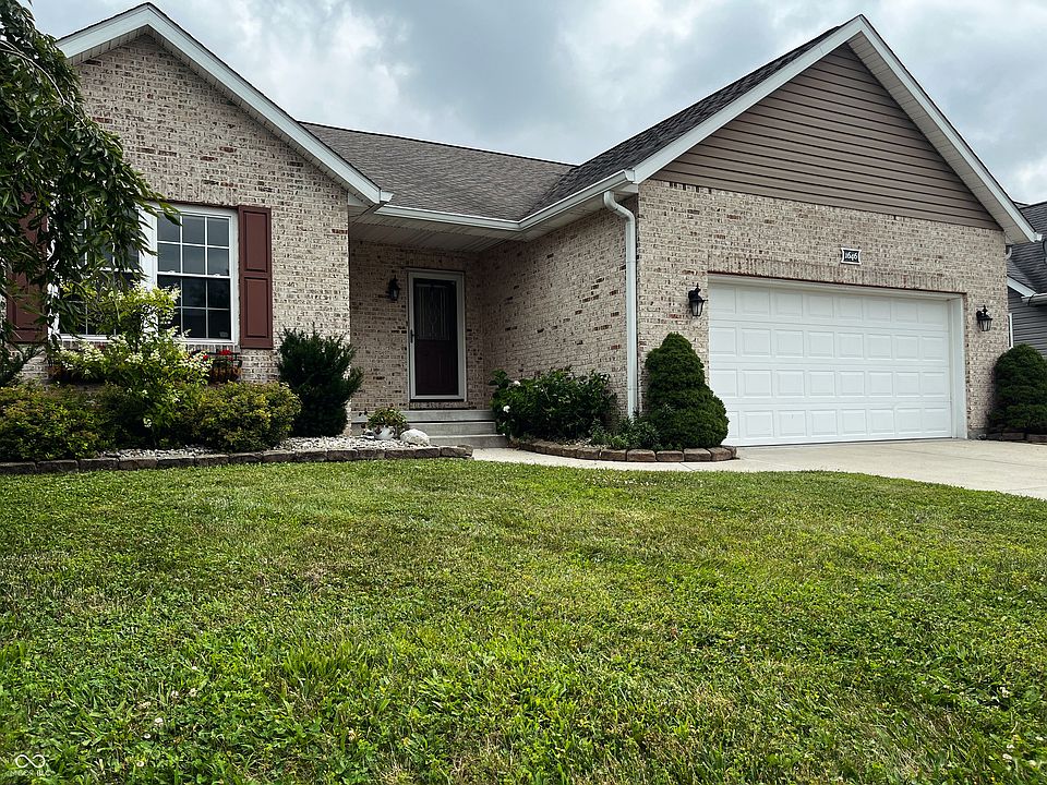 1st image of 1646 N Nieman Dr