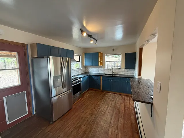 645 1/2 W San Francisco St #D — Photo 10