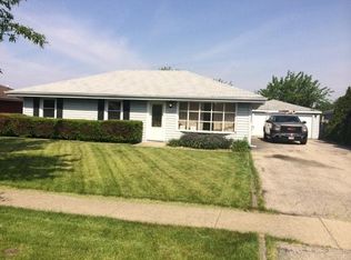 1249 Albert Dottavio Dr, Joliet, IL 60431