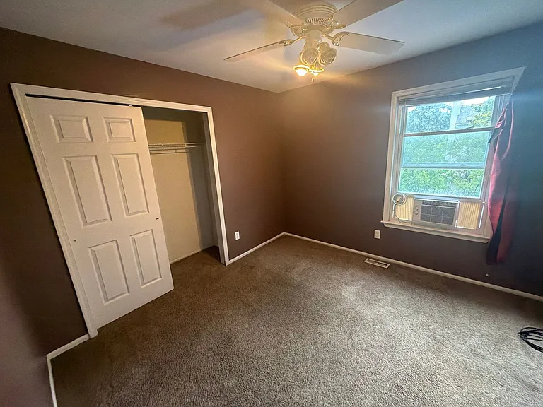 8 Lindner Ln — Photo 13