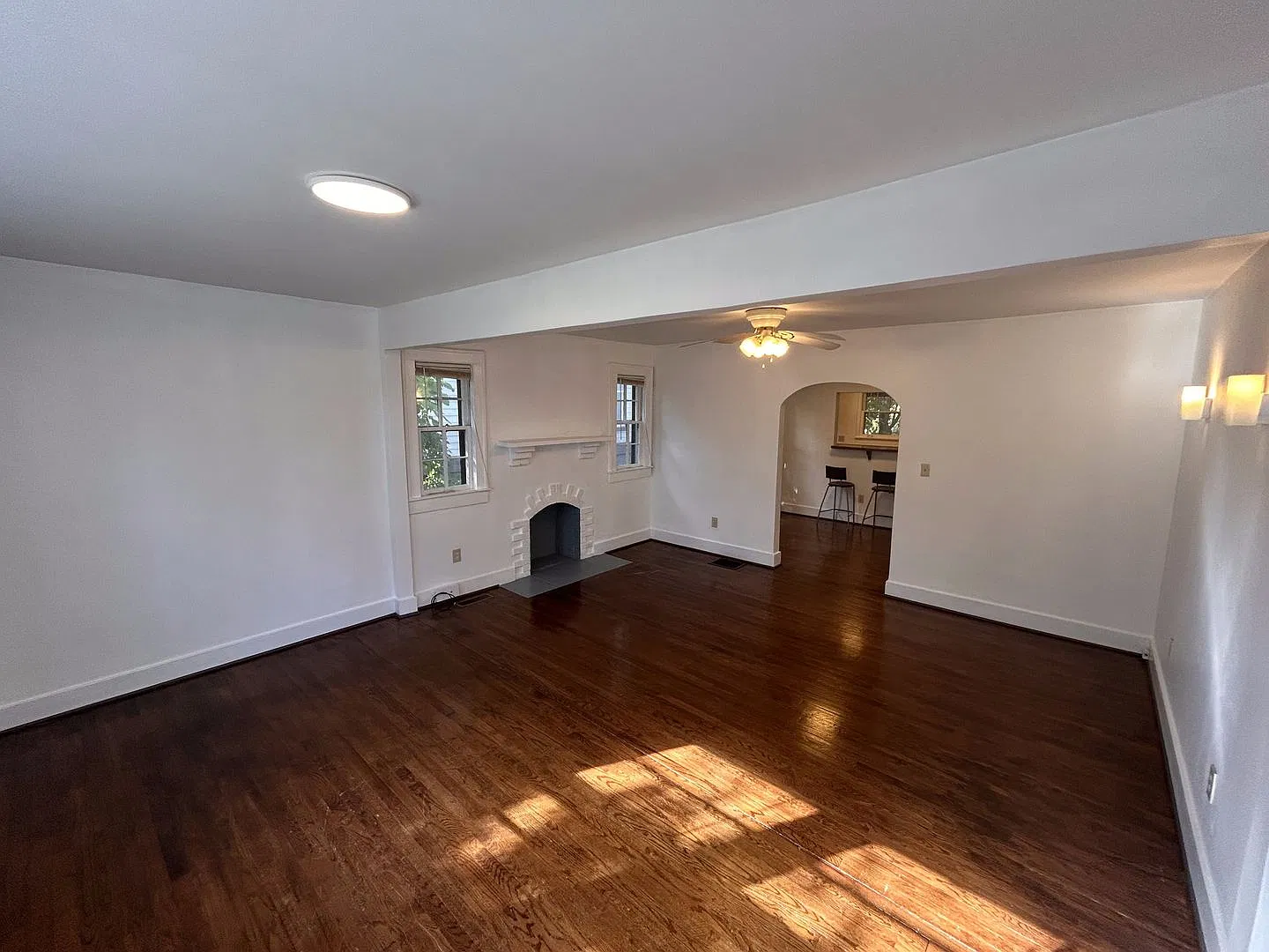 3Bedroom Home within Walking Distance to Geodis Park! — Photo 3