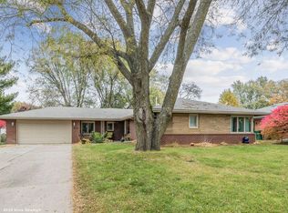 7119 Bellaire Ave, Windsor Heights, IA 50324
