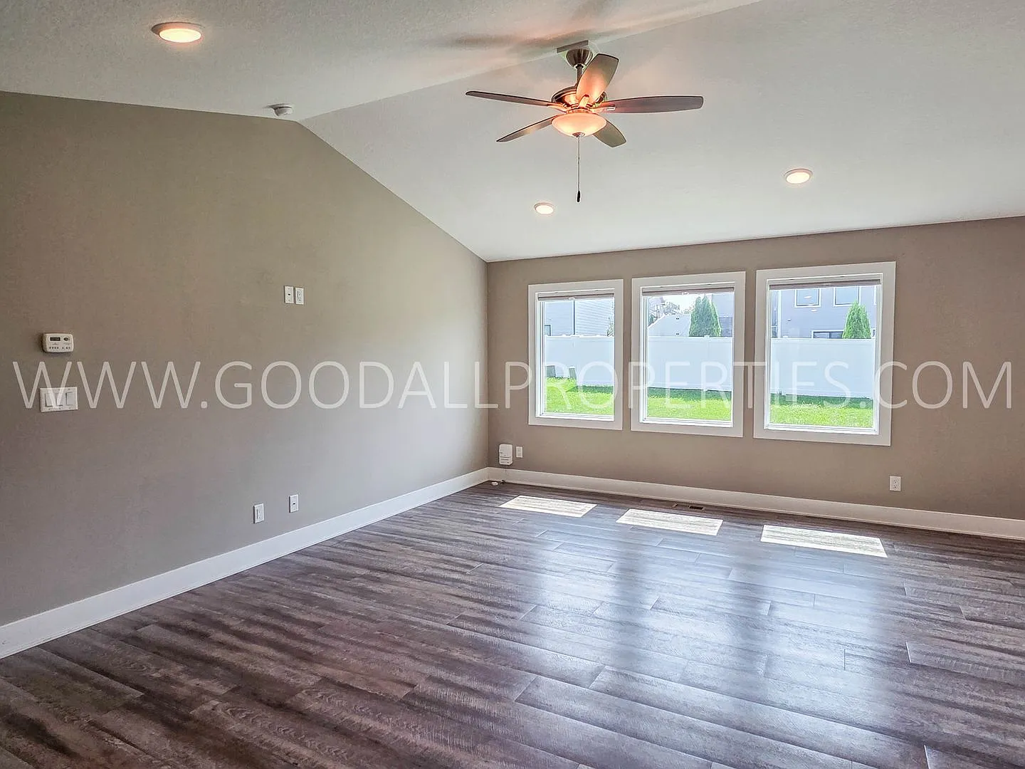 Spacious 4-Bedroom Clive Ranch with Finished Basement & 3-Car Garage — Photo 4