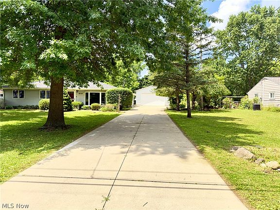 2nd image of 9197 Root Dr
