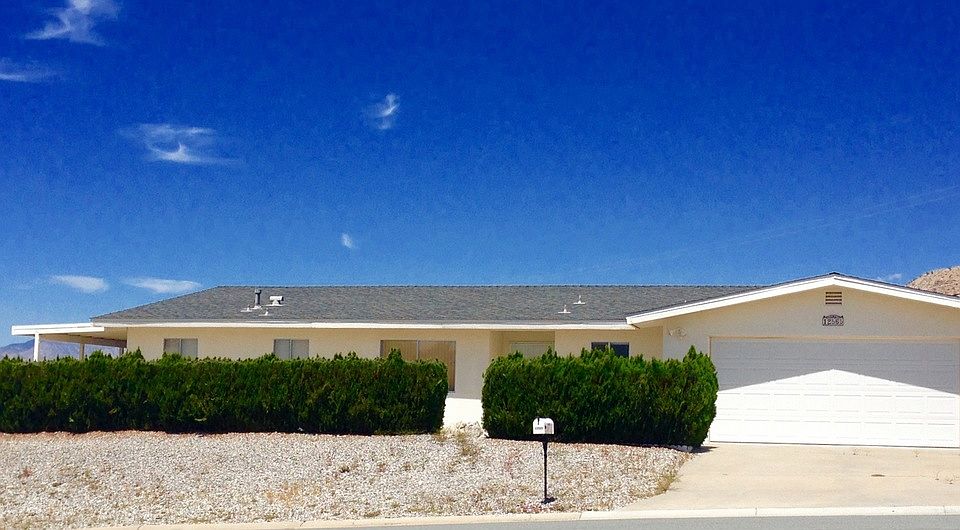 1st image of 12565 Skyline Dr