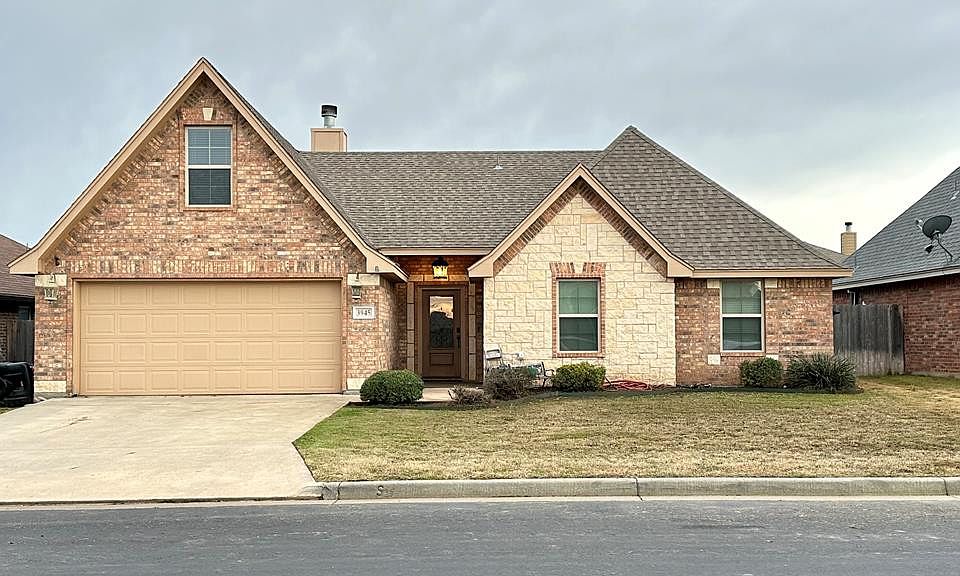 1st image of 3945 Caroline Ln