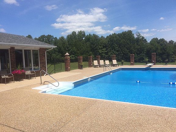 2nd image of 1 Oakwood Dr