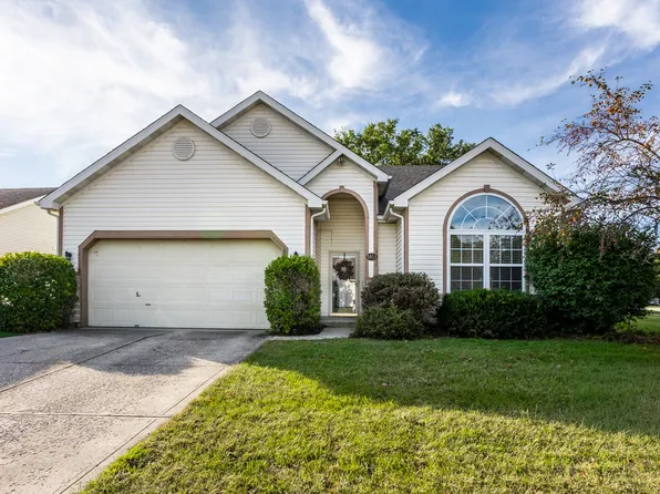5853 Lost Oaks Dr, Carmel, IN 46033