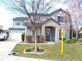 463 Sunshine Ct, Turlock, CA 95382