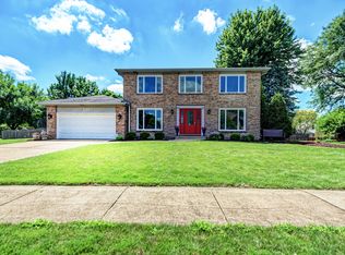 944 Greensboro Ct, Naperville, IL