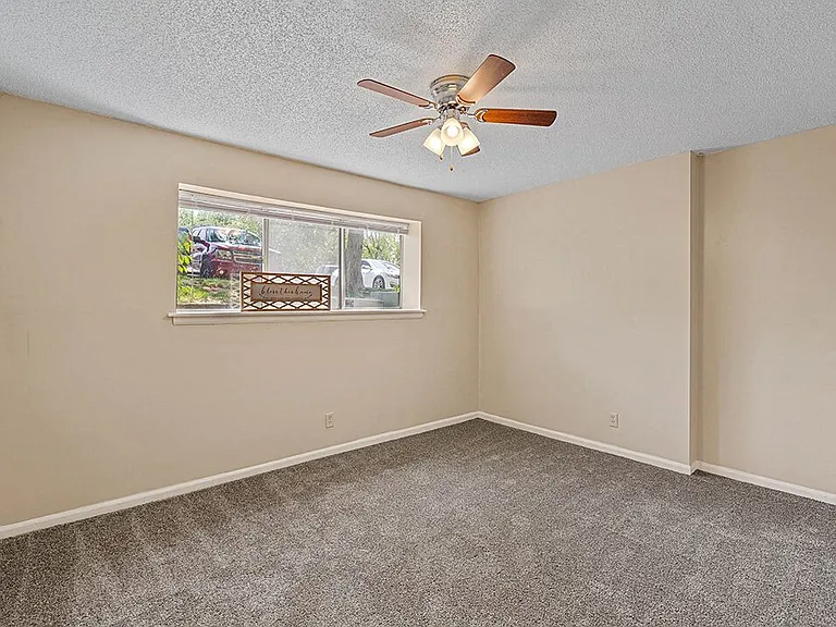 1 and 2 Bedroom Floor Plans