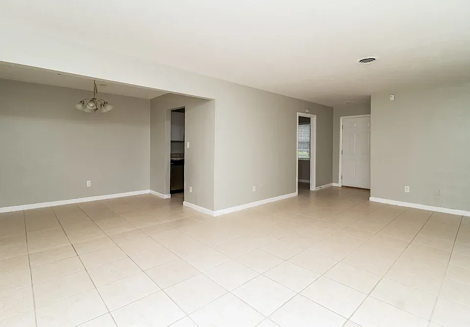 3382 Bougainvillea Dr