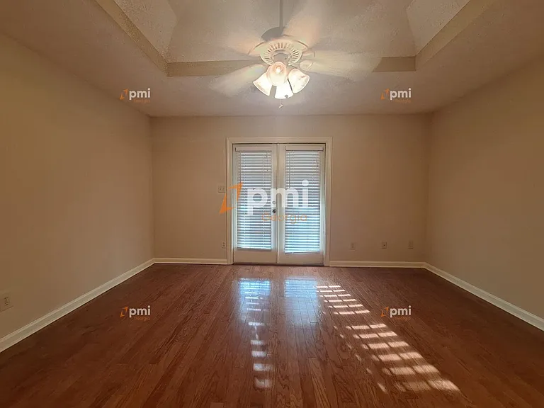 160 Braelinn Cts — Photo 9