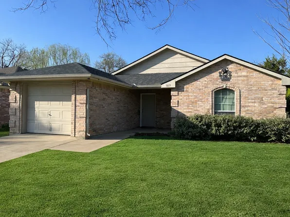 3819 Kiest Valley Ct, Dallas, TX 75233