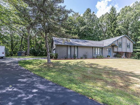 3rd image of 4601 Jadestone Dr