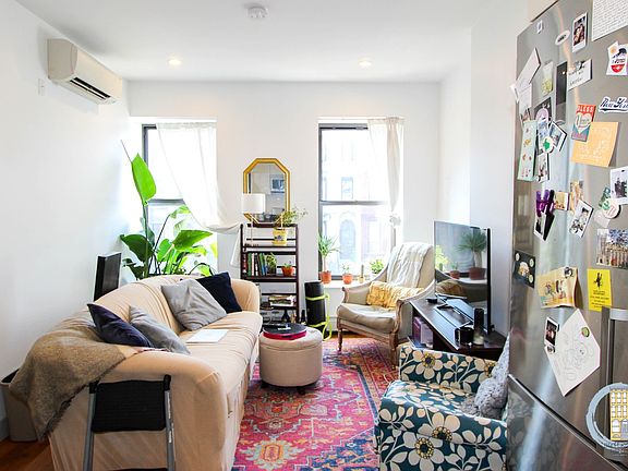 2nd image of 429 Greene Ave APT 3