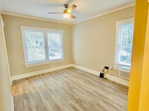 5th image of 2301 N Jefferson St APT 8