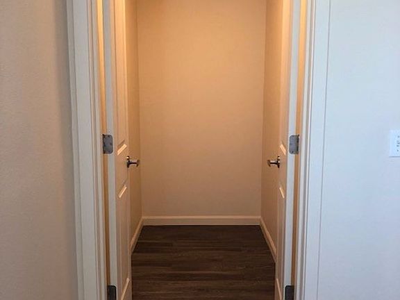5th image of 6811 NE Grand Ave #205