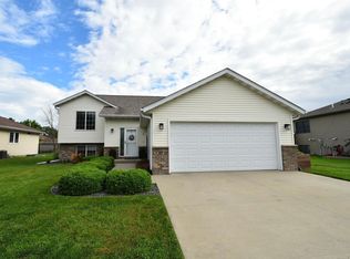 907 3rd St SE, Kasson, MN 55944
