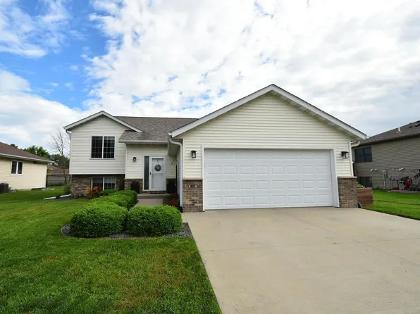 907 3rd St SE, Kasson, MN 55944