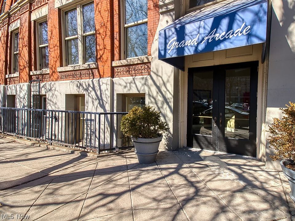 1st image of 408 W Saint Clair Ave APT 223