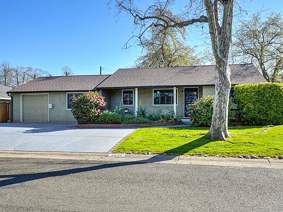 4th image of 2535 Danube Dr