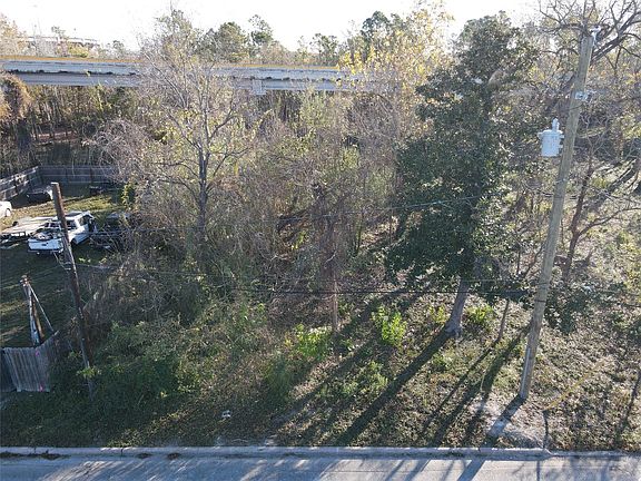 5th image of 5016 Neches St