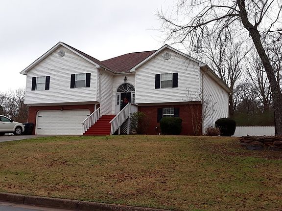 2nd image of 231 River Trace Ct
