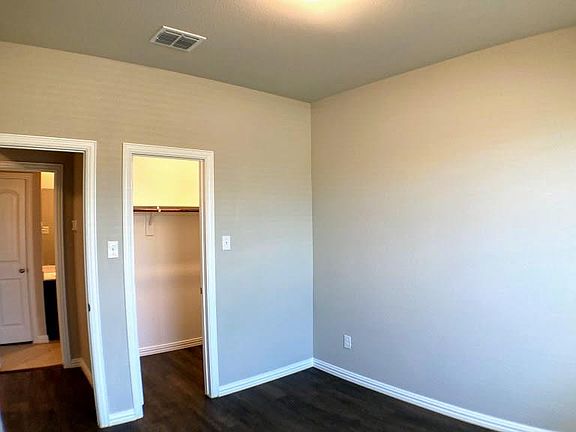 5th image of 2316 Caroline Ct