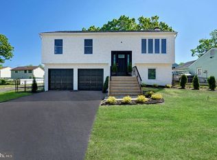 88 Windward Dr, Barnegat, NJ 08005