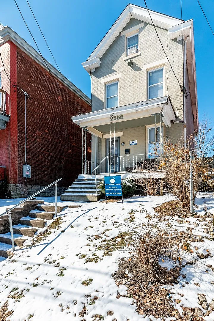 5 bed, 2.0 bath, $3,995 — Photo 1