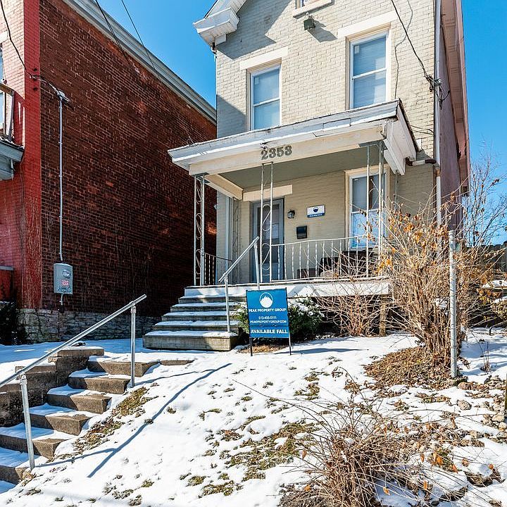 1st image of 2353 Stratford Ave