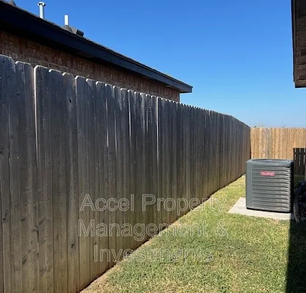 1805 Cari Nicole Ave #4 — Photo 13