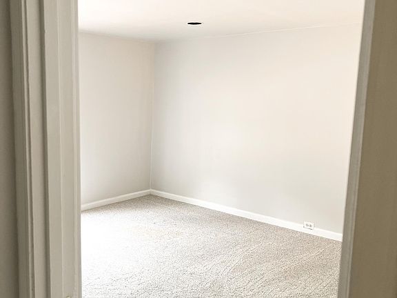 5th image of 1019 Delta Ave Unit 1