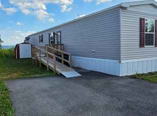 955 Wollups Hill Rd Trailer 19, Stevens, PA 17578