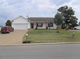1811 Elm Dr, Joplin, MO 64801