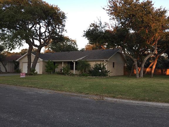 2nd image of 1508 Bluebird Ln