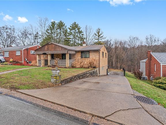 2nd image of 1633 Carmella Dr