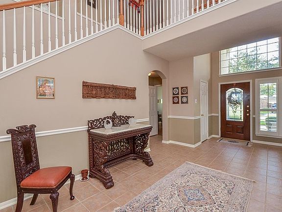 5th image of 1819 Blue Water Bay Dr