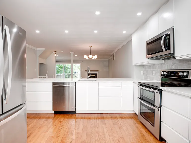 5610 Gosling Ct — Photo 7