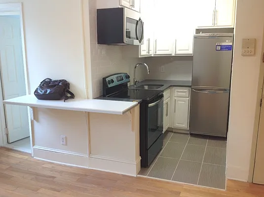 Rented by Corcoran | media 23