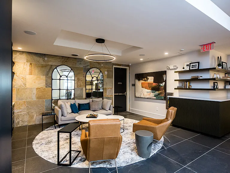 The Residence at Southpark — Photo 58