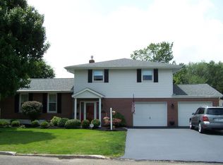 1412 Roberts Ave, Hazleton, PA 18201