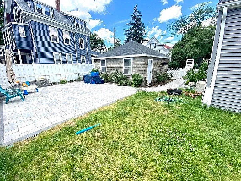 35 Franklin St #1 — Photo 11