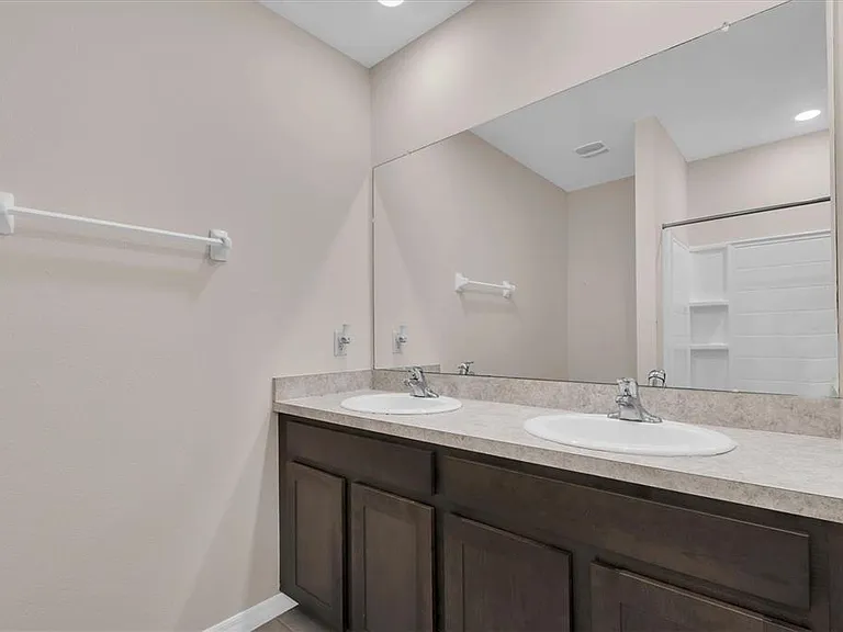 17066 Oval Rum Dr — Photo 24