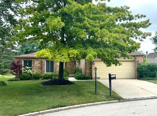 4530 Lindenwood Ln, Northbrook, IL 60062
